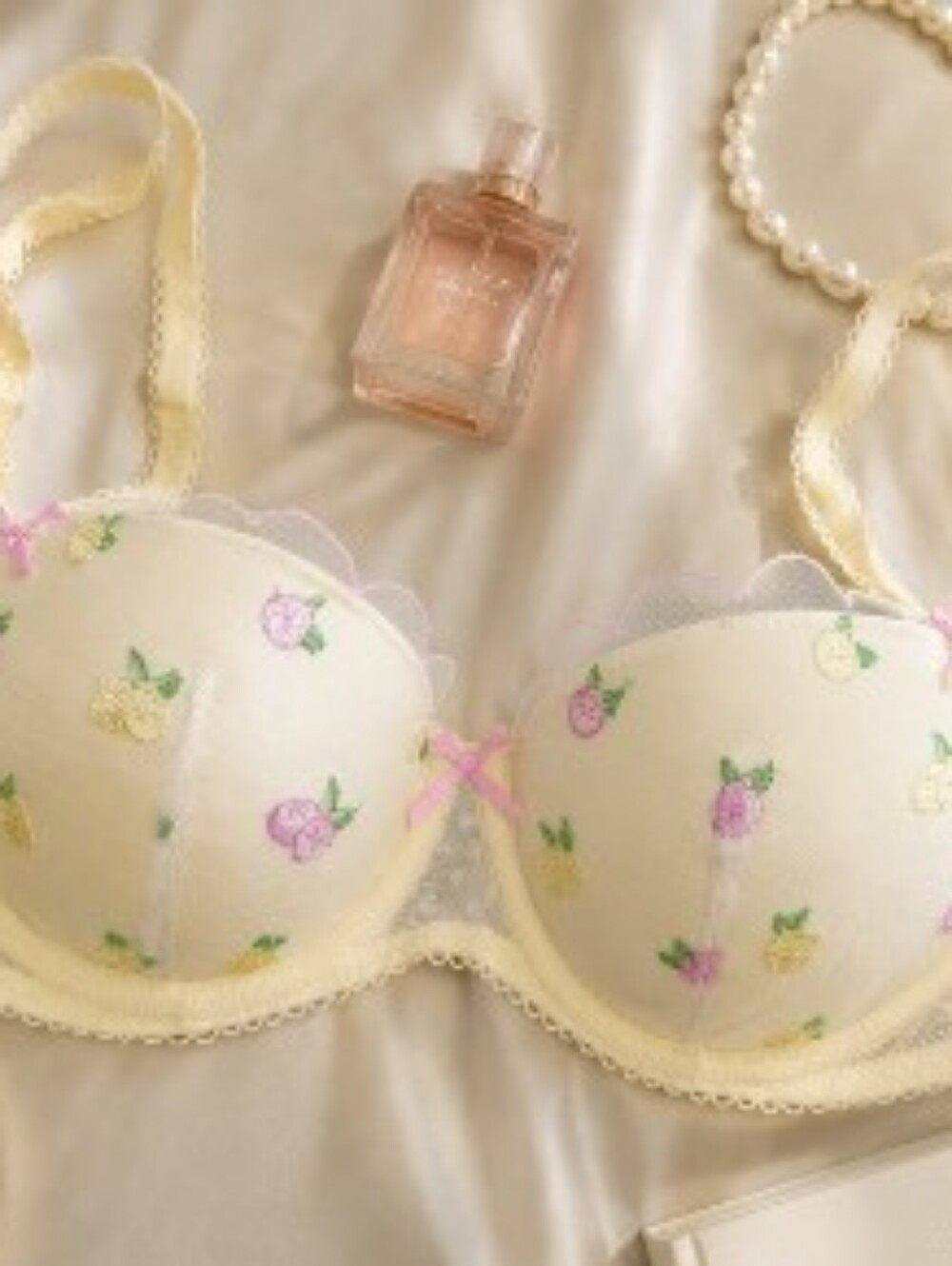 VS Victoria's Secret Pink Wink Padded Underwire Balconette Fruit Pushup Bra 32B